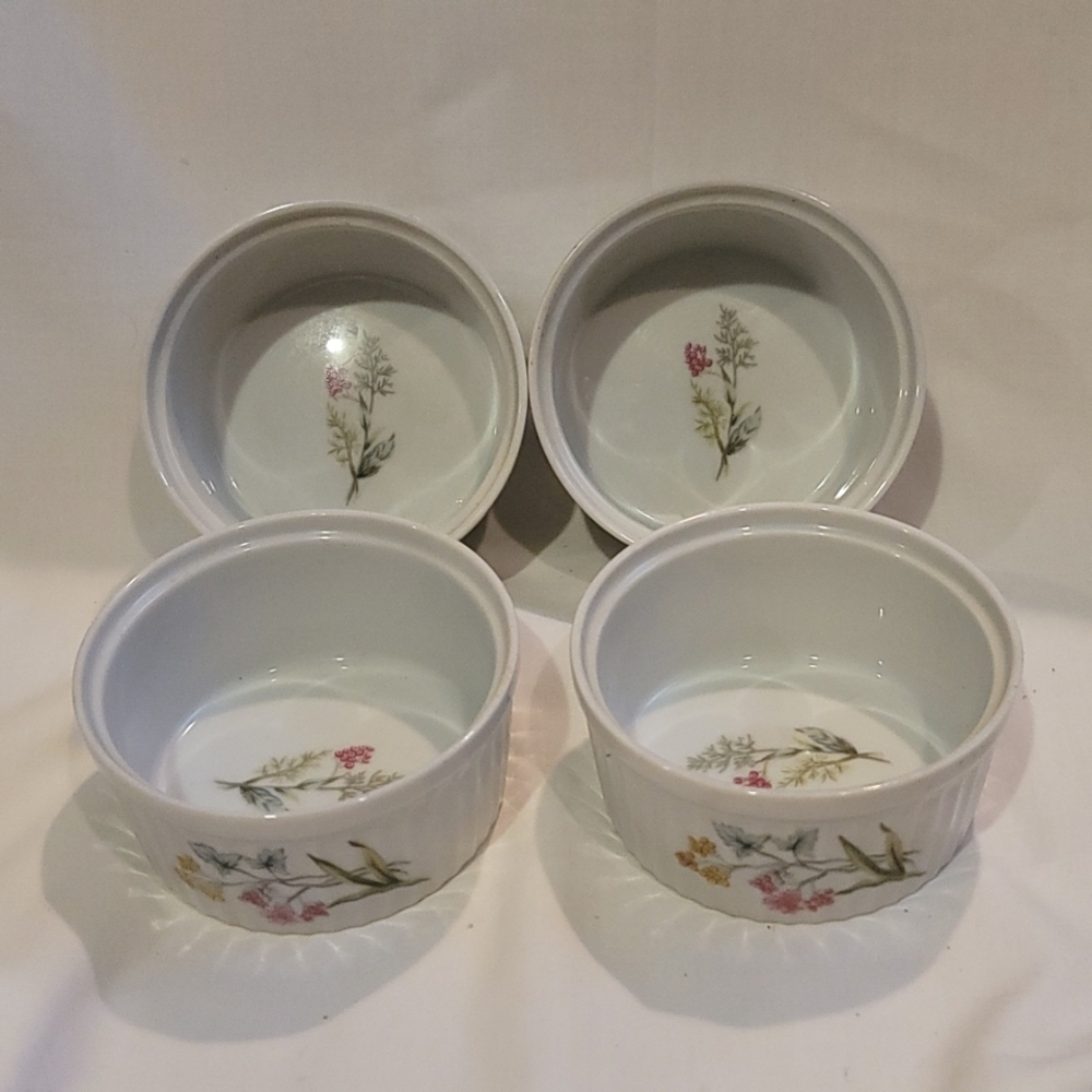 Vintage Heritage Porcelain Ovenware Ramkins